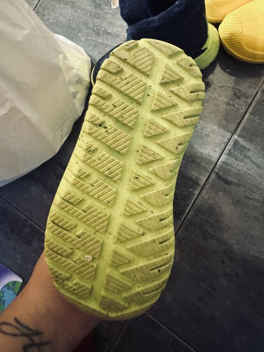 Адидас ботуши 25н