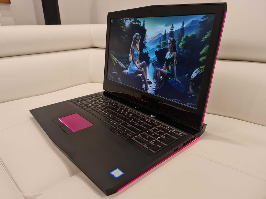 Laptop gaming ALIENWARE ,intel core i7, video 8 GB nvidia , ram 32 gb