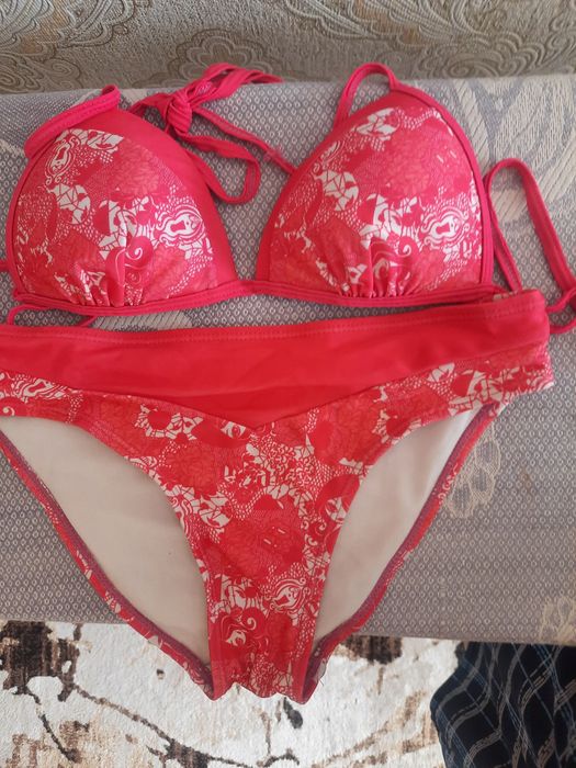 Продам детские купальники