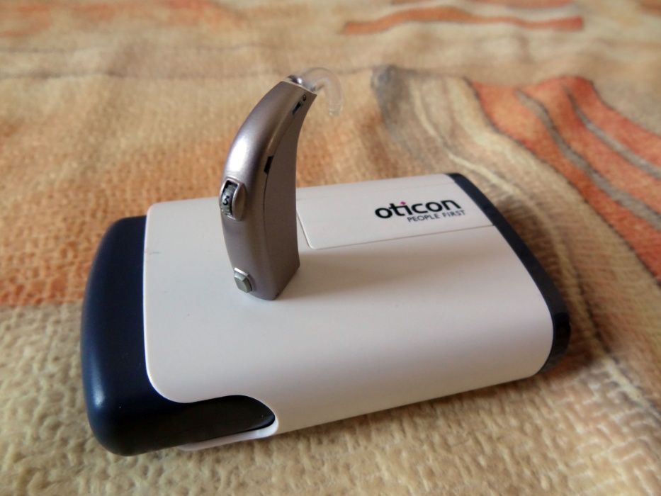 Aparate auditive Oticon Chilli SP7 2 buc si streamer Este ca nou