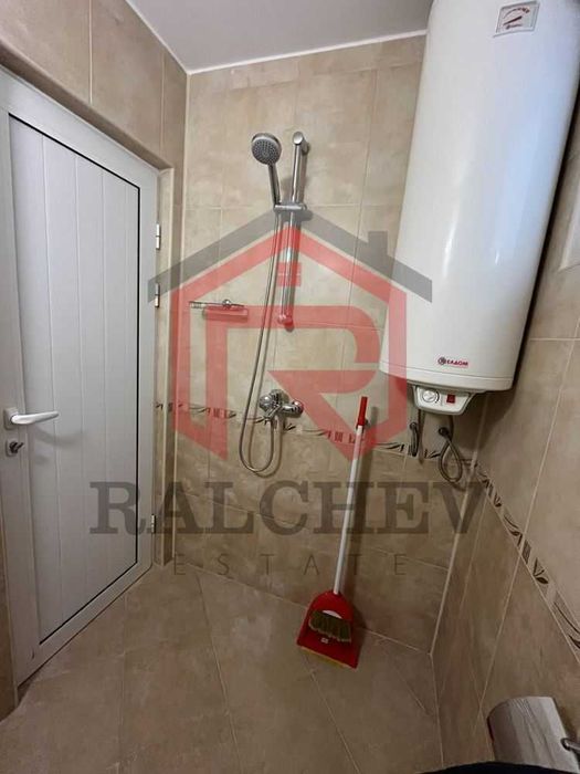 Дава се под наем Тристаен апартамент в Варна, Генералите - 85 кв.м за 648.21 € - Снимка #17