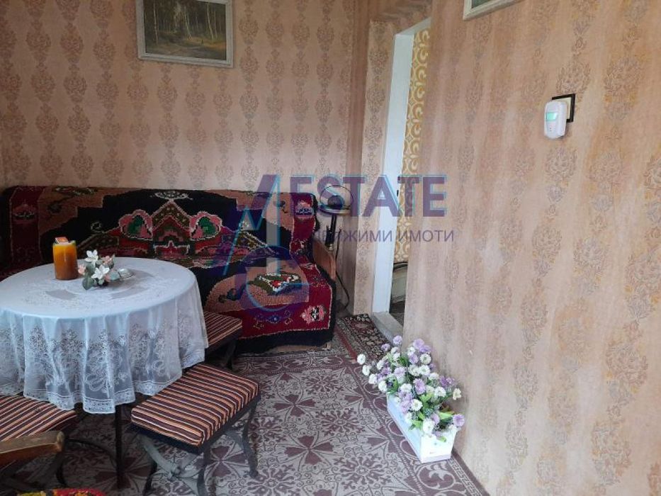 Продава се Къща в с. Батулия, Област София-област - 70 кв.м за 212 €/кв.м - Снимка #4