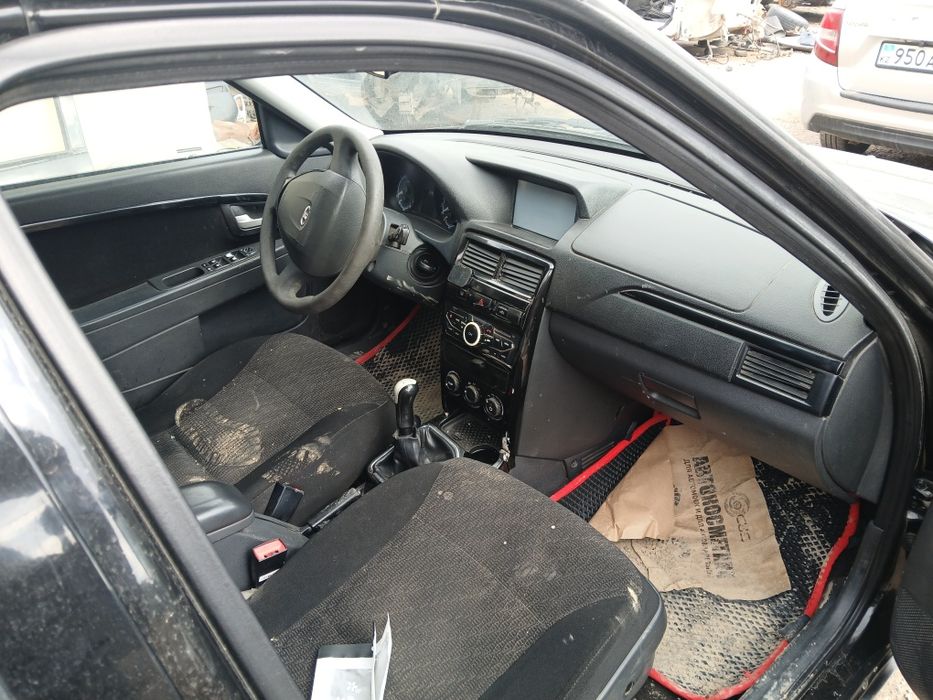 Универсал седан  приора разбор