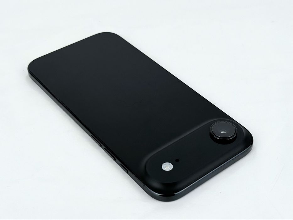 Apple iPhone 17 Air 256GB Black 100% Батерия! Гаранция!