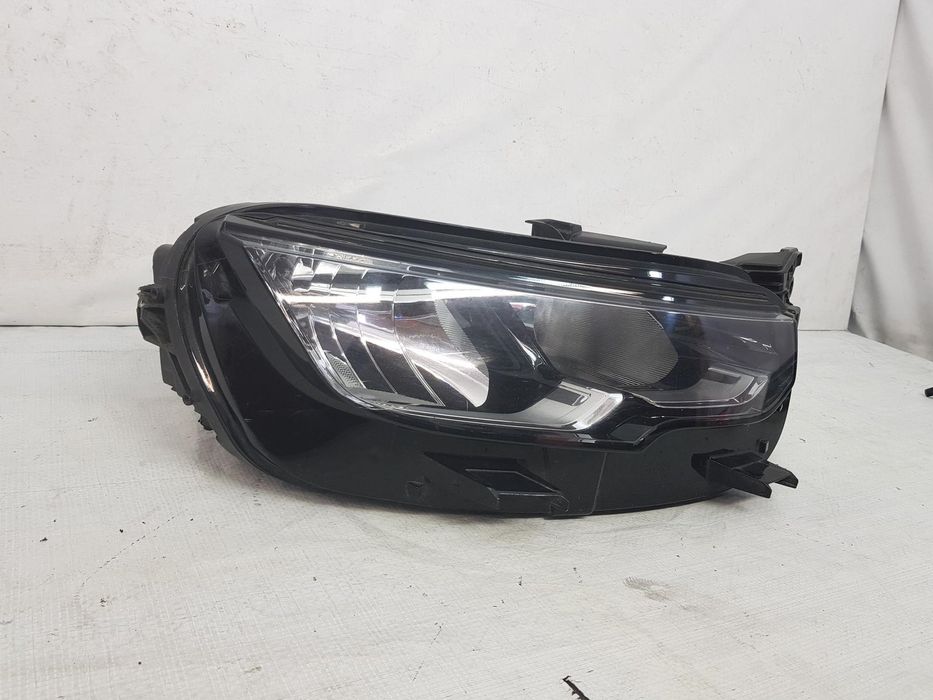 Far dreapta halogen Citroen C5 AirCross dupa 2018