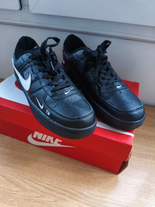Nike Air Force LV 8 Utility