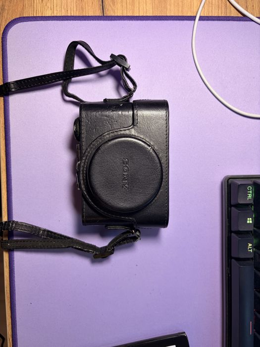 Aparat compact sony rx100