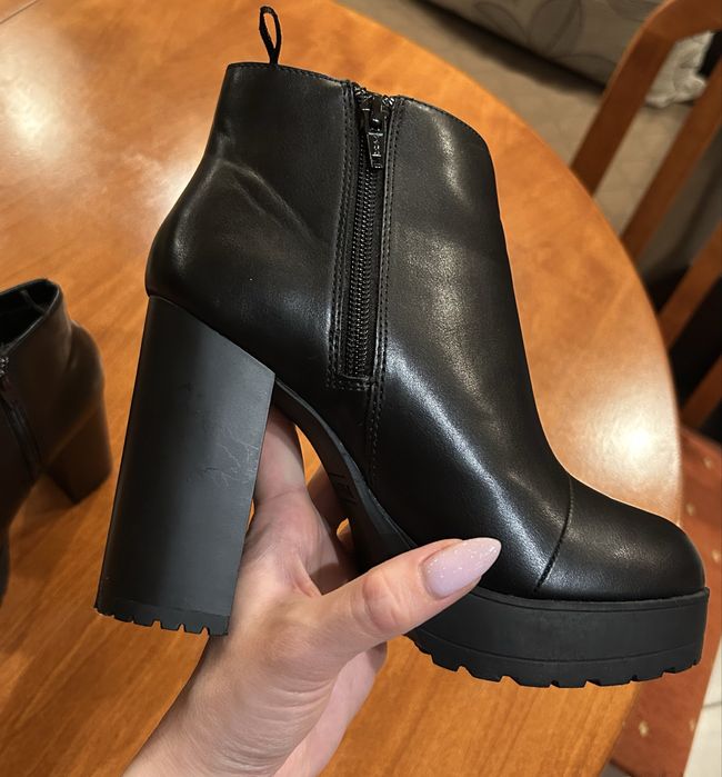 Боти на ток от еко кожа H&M