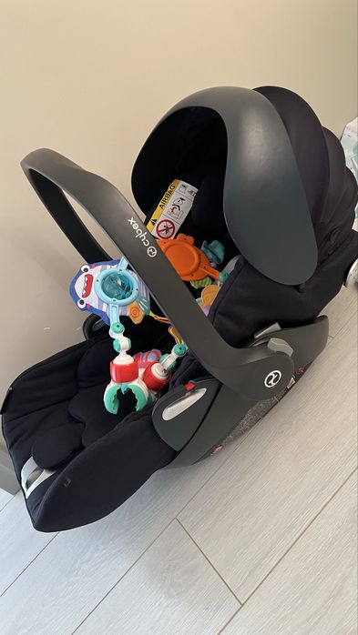 Продам автокресло сайбекс