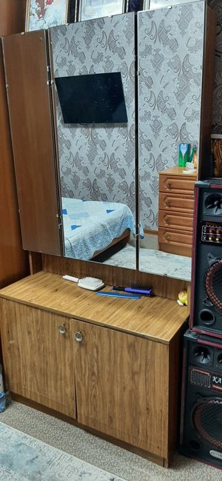 Продам триляж зеркало