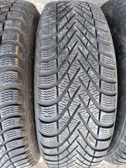 Зимни гуми -15цола -195/65-1бр.-65лв."PIRELLI"