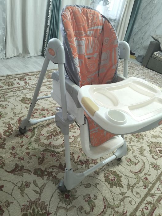 Детский столик..