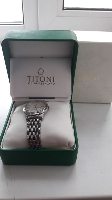 Часы.Швейцарские.TITONI