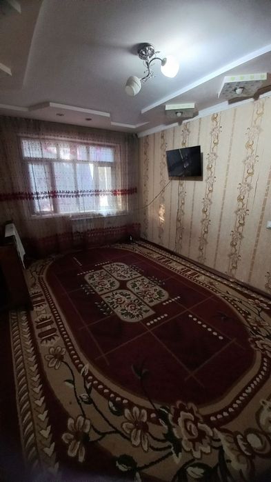 Сдаётся 1 ком кв в Чирчике на против танковой училище 2 этаж