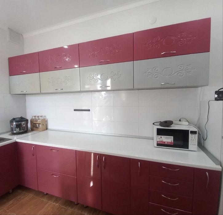 Срочно продам кухонный гарнитур