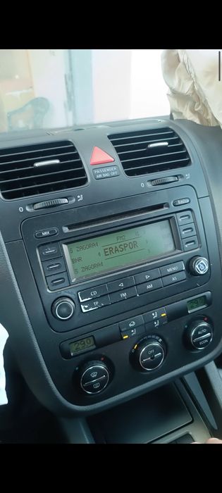 Продавам Голф 5 1.9 105кс. на ЧАСТИ, както и ВСЯКАКВИ други Голф 5ци