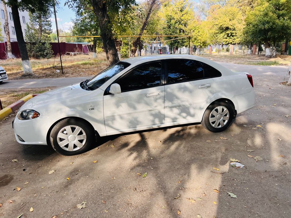 Сдам в сухую  Жентру 2015 механика  пропан круговая тонировка