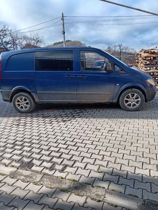 Vând Mercedes. Vito