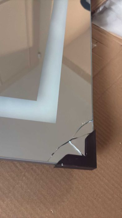 LED шкаф с огледало за баня, 50x13x70 см (купуван за 415 лв)