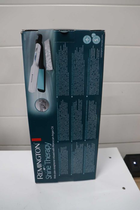 Преса за коса Remington Shine Therapy S8550, широк LCD дисплей, 150-230°C