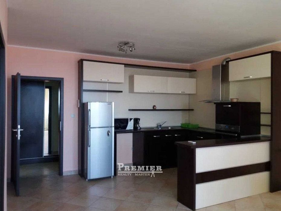 Продава се Двустаен апартамент в Поморие - 134 кв.м за 780 €/кв.м - Снимка #2