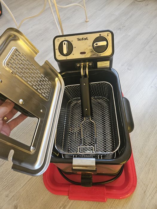Friptura Tefal. .