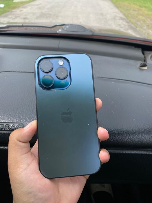 Айфон 15 про 128 кг идеалный сос