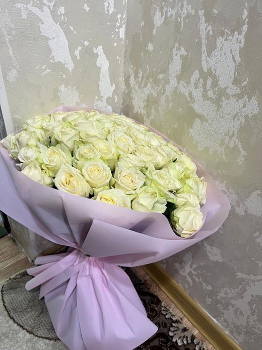 Букет розы белые