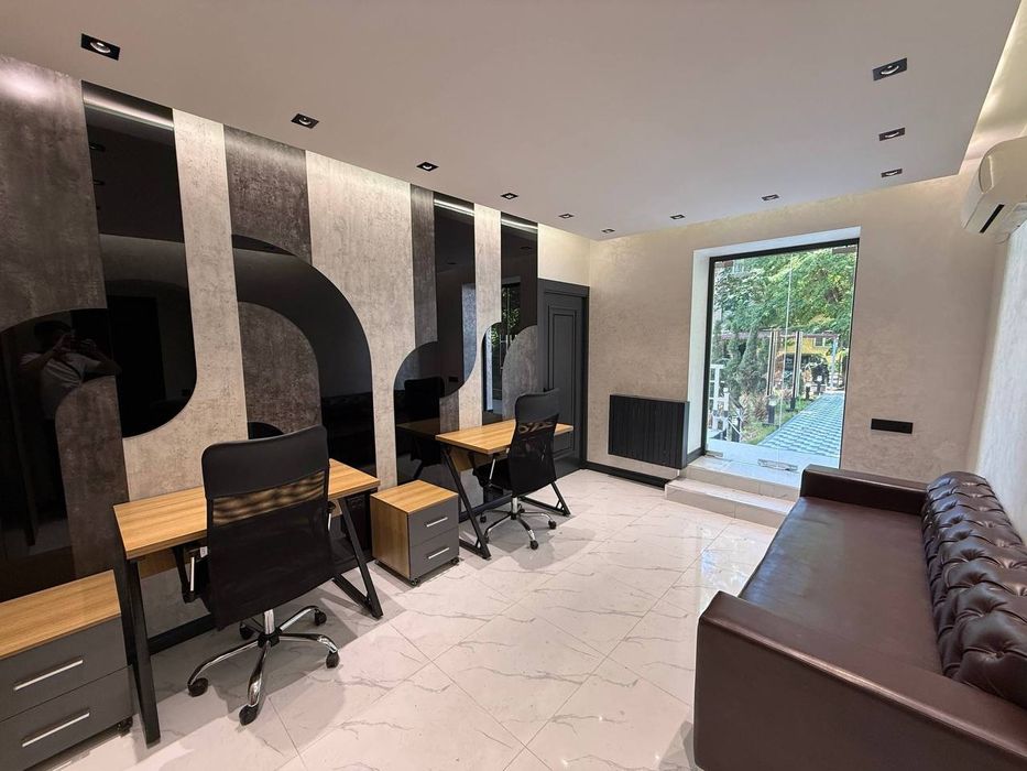 C-1,street77 50m2 1-etaj euro remont parkovka bor  arendaga beriladi