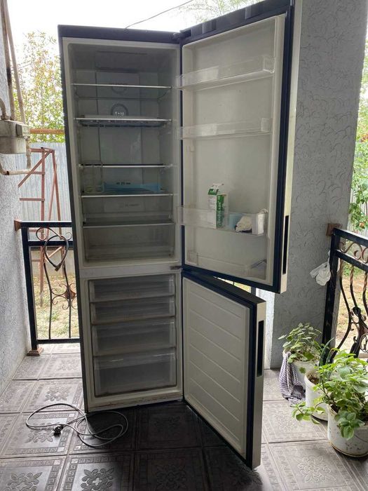 Холодильник Haier