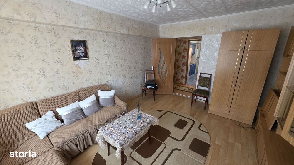 Vand ap cu 3 camere str. Musetelului