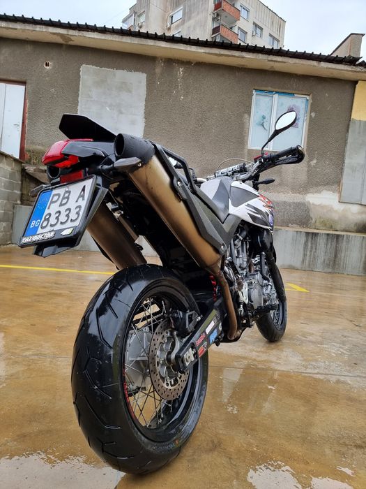 Yamaha XT660X...