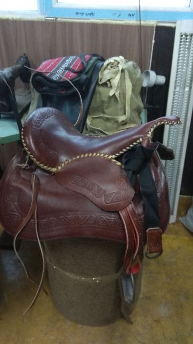 Седло ручной работы