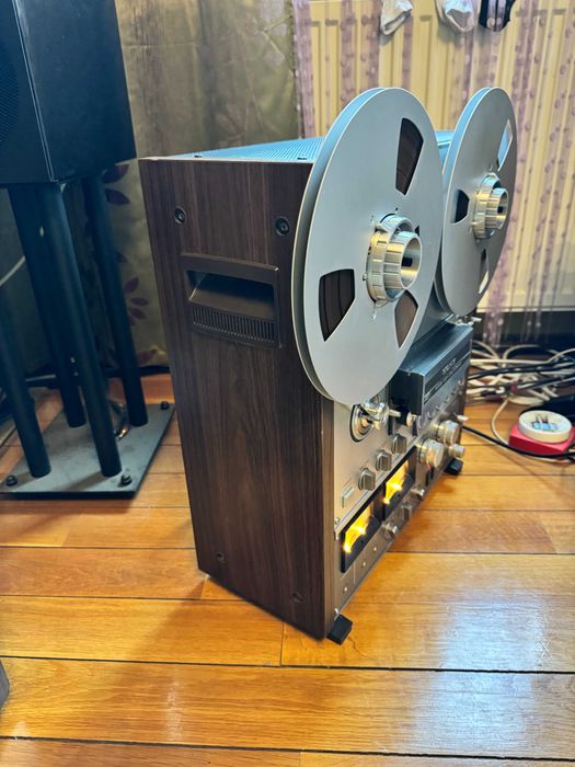 Magnetofon Sony TC 765