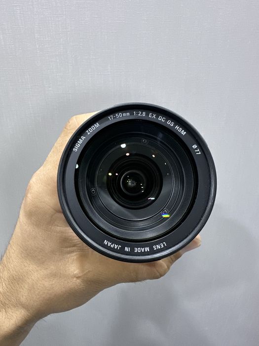 Nikon obektiv 17-55mm