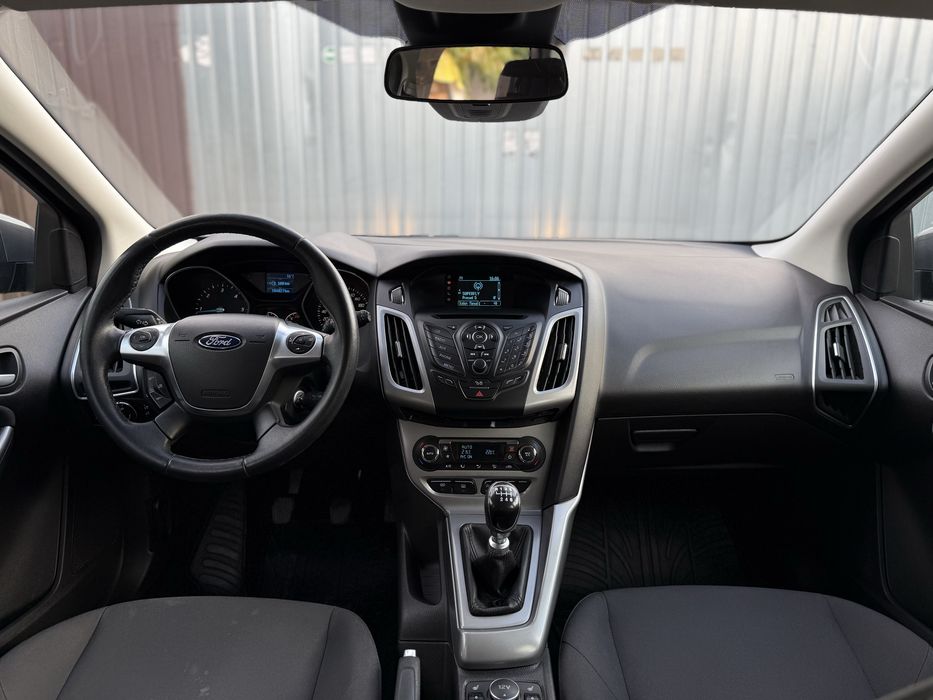 FORD Focus 2014 — imagine 3