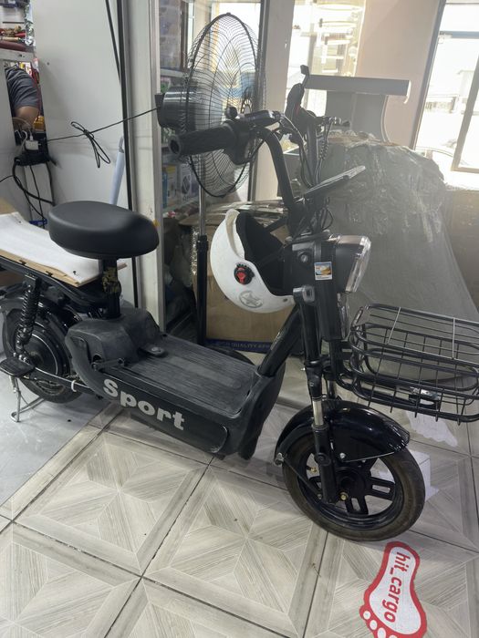 Продам электро скутерв хорошом состаянием