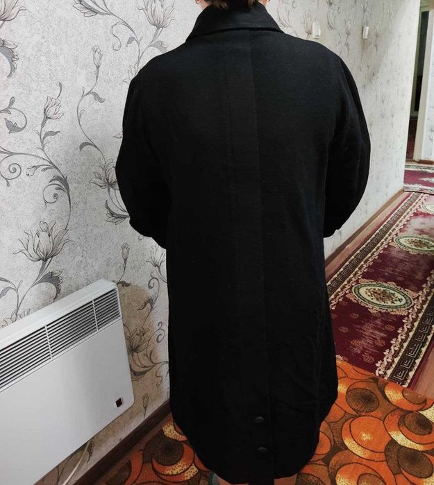 Продаётся женское пальто