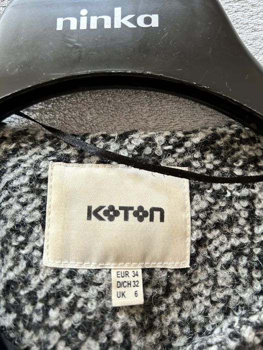 дамско палто Koton S сиво черно с кожени джобове