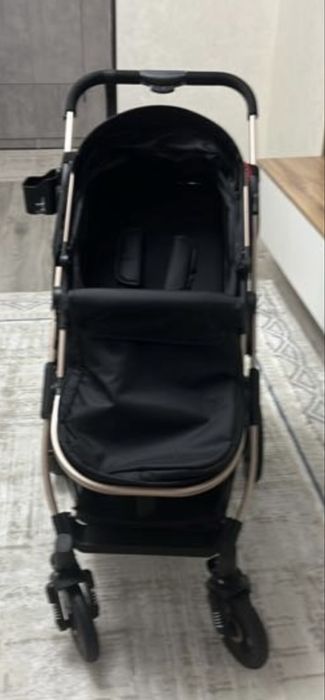 Коляска 3 в 1 в отличном состоянии