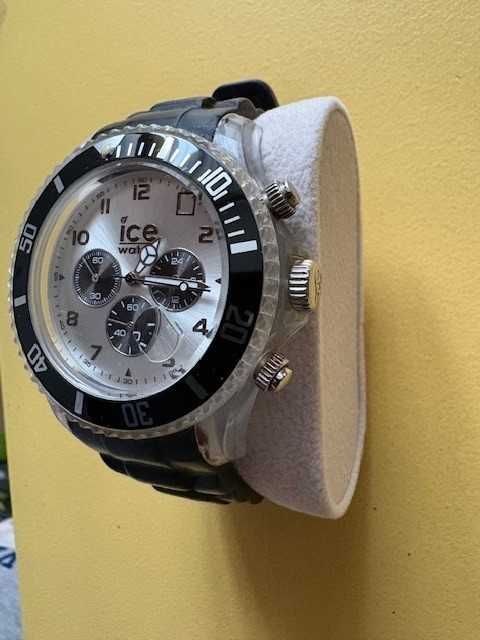 Ceas barbatesc de mana ICE WATCH, purtat foarte putin