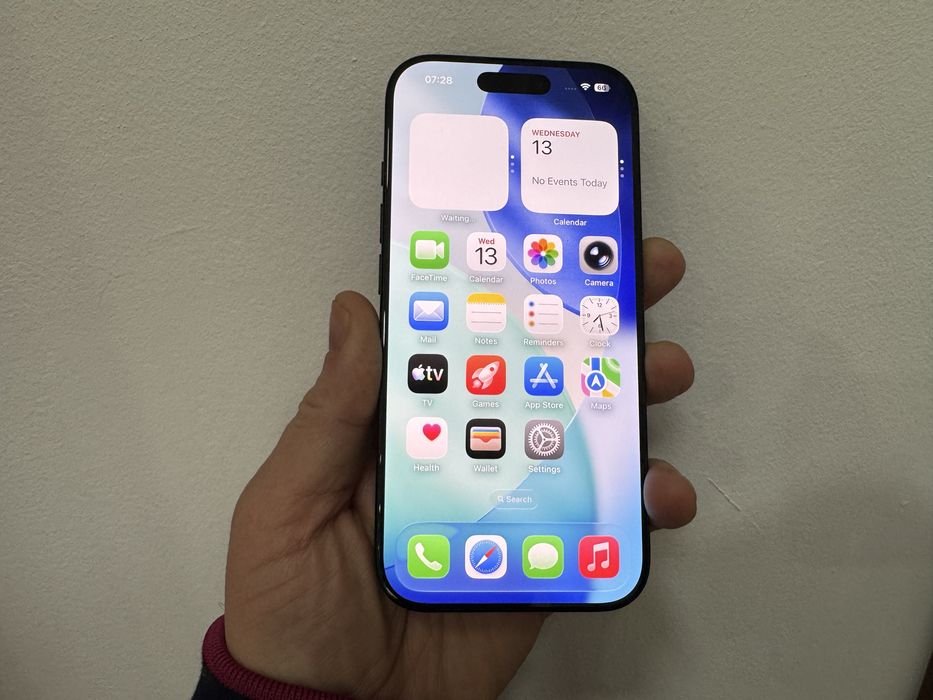 Iphone 16 Pro, 256 gb, Black Titanium