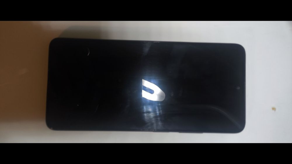 Продам поко x4 pro в рабочем состоянии