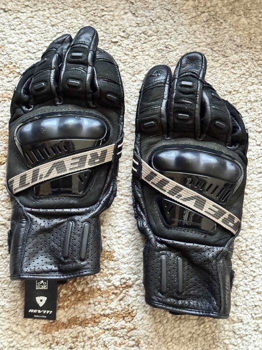 Мото екип Revit Cayenne Pro