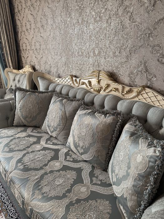 Комплект мягкой мебели