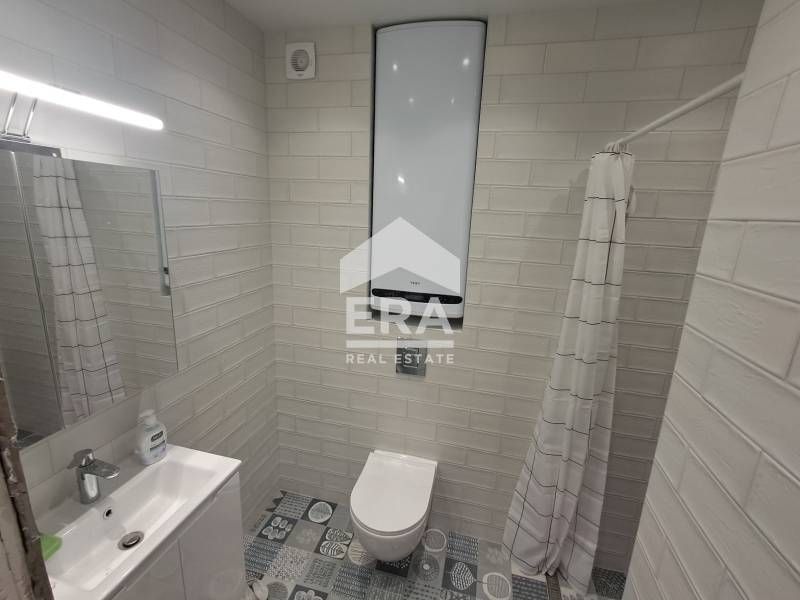 Дава се под наем Двустаен апартамент в Варна, Трошево - 70 кв.м за 797.64 € - Снимка #9