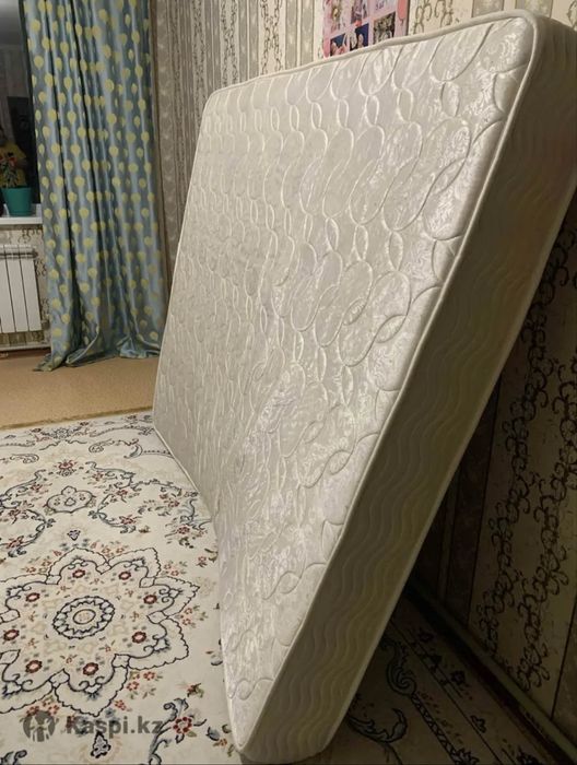 Жиһаз екі адамдық төсек