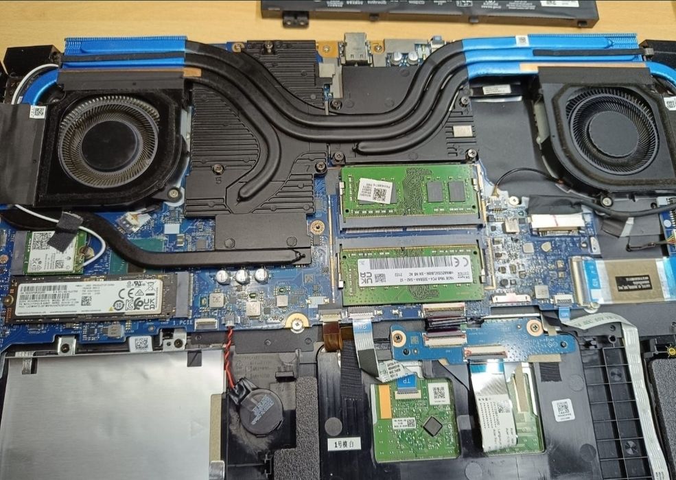 Vand laptop gaming Acer Predator Helios 300 PH317-55