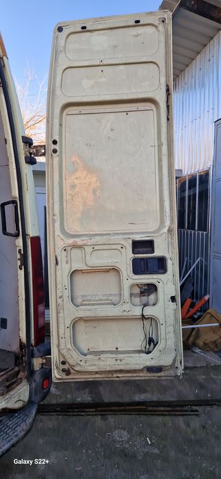 Uși spate / laterala / balamale  Cardane Iveco Daily 2 / 3 segmente