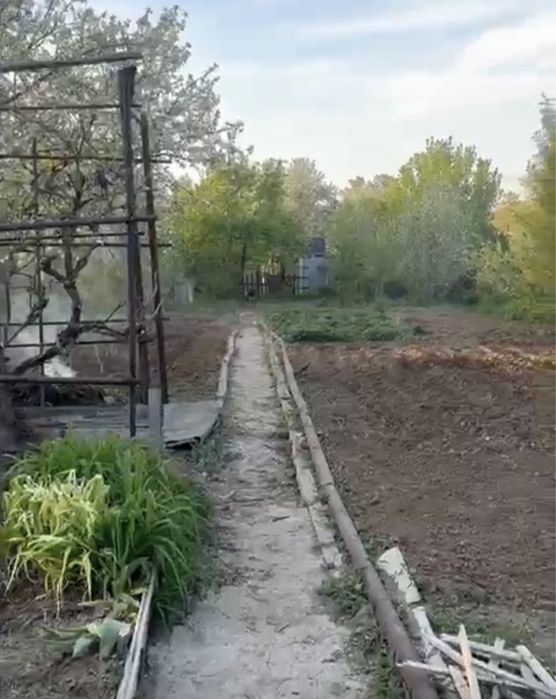 Продам дачу на Спутнике